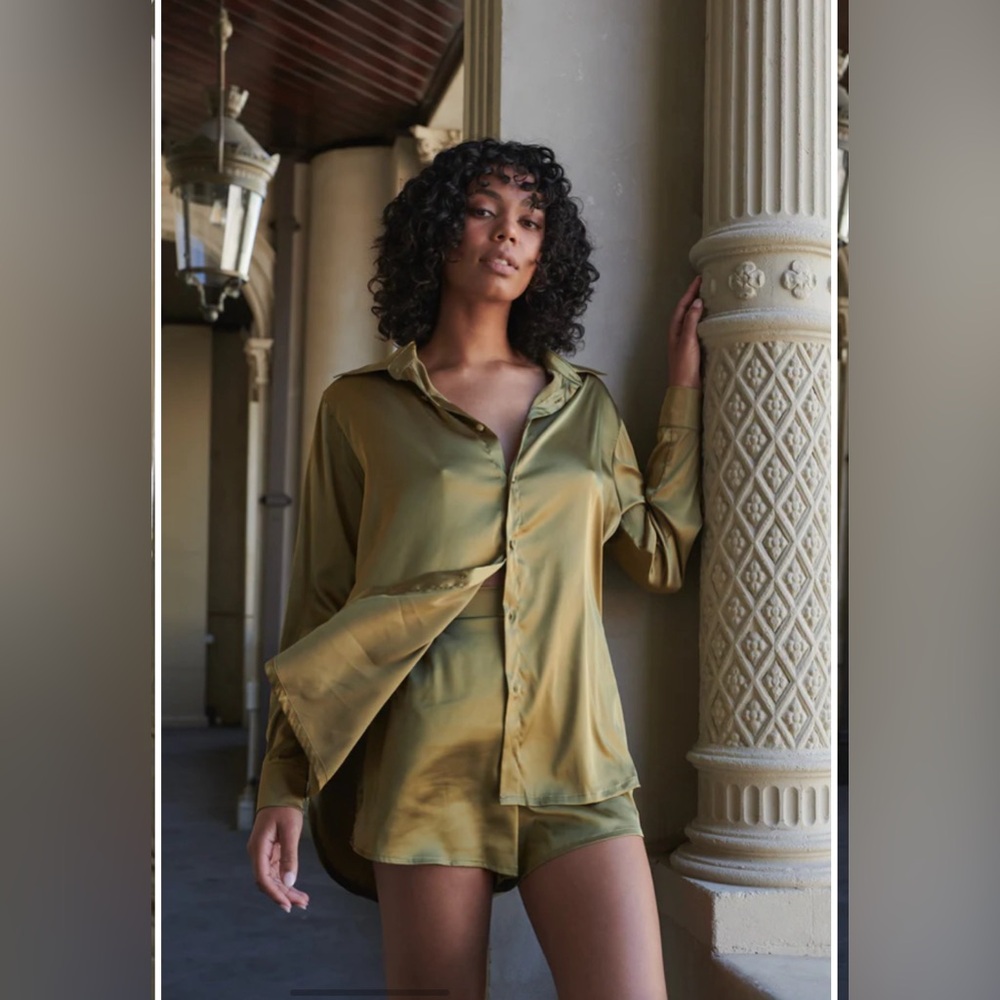 Kat The Label | Satin Pajama Shirt Olive | M - Picture 3 of 13